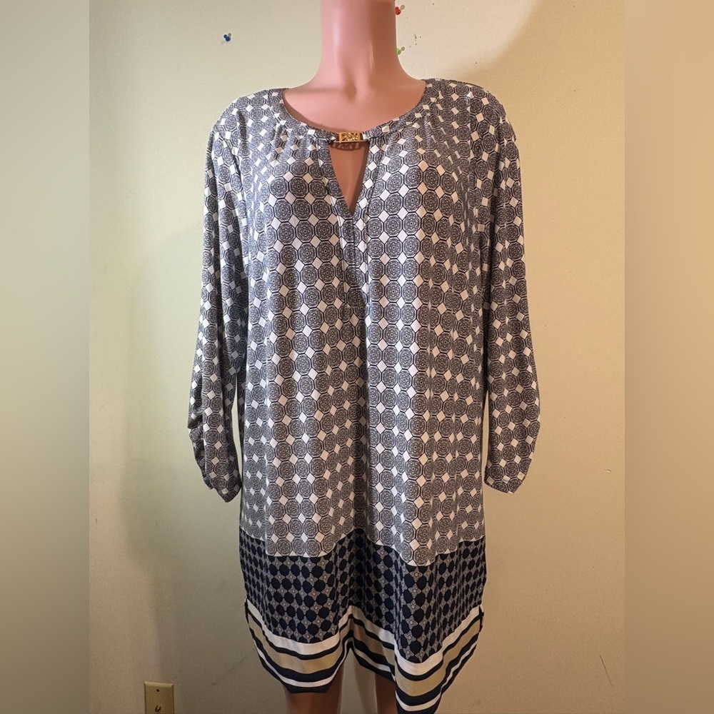 Anne Klein dress women 1X 3/4 Sleeve Short blue w/tan white pattern gold clasp